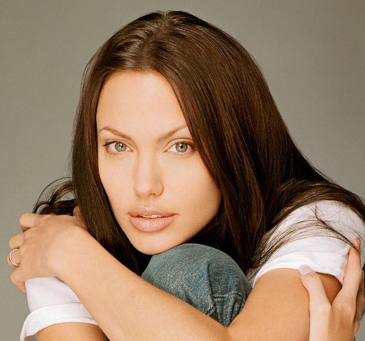 angelina-jolie.jpg