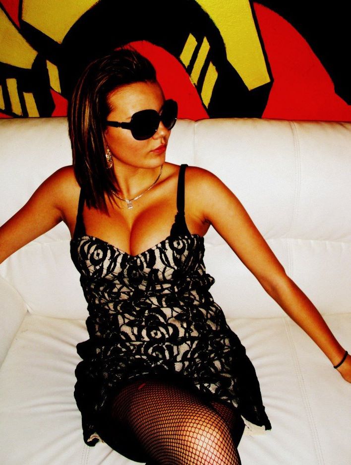 Vanessa Decker Glasses.jpg