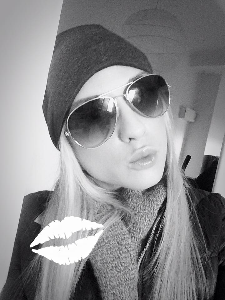 Vinna Reed Glasses4.jpg