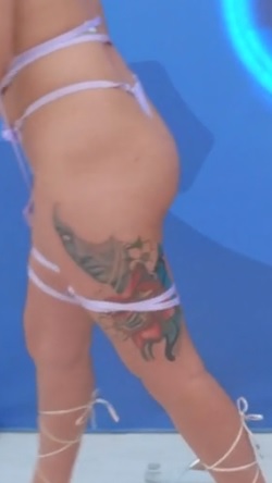 Emily_Belle_1_3.jpg