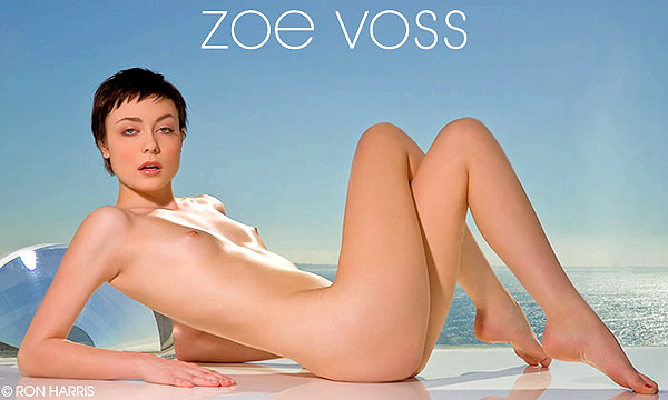 zoe04.jpg