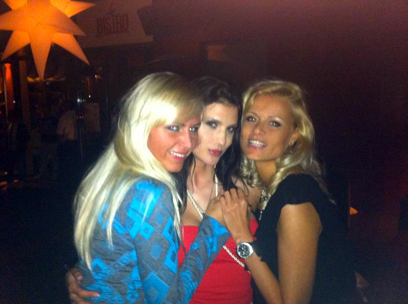 Magdalena-and-Juliette-Shyn-at-Sophie-Paris-birthday-2011.jpg