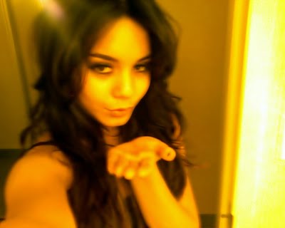 Vanessa Hudgens-nude-leaked-16.jpg
