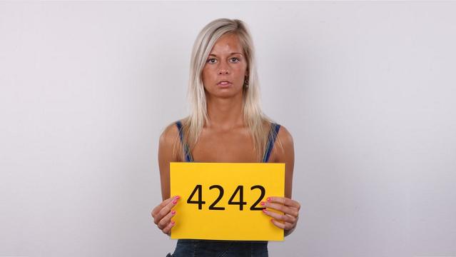 565c8f2db67d4687b3ba21ad00934636.jpg